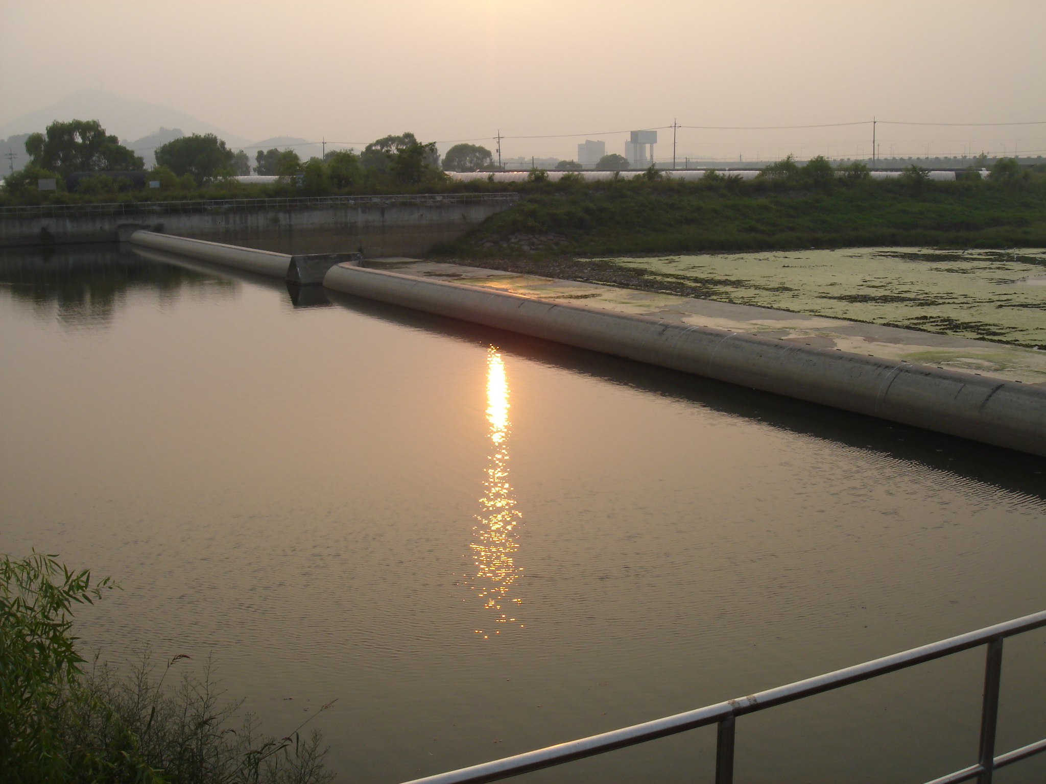 Water Inflatable Rubber Weir/Rubber Dam in River Buy Rubber Dam in